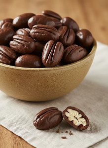 Πεκάν Με Επικάλυψη Σοκολάτας Γάλακτος